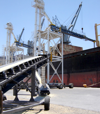 Recibirán puertos inversión de 7 mil mdp: Felipe Calderón