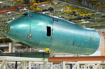 Recupera Boeing ritmo de producción
