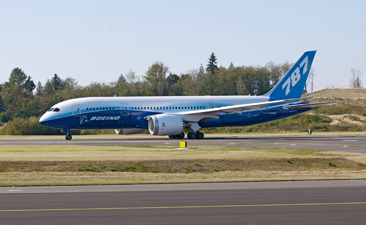 Boeing elevó su beneficio neto 19% durante 2014
