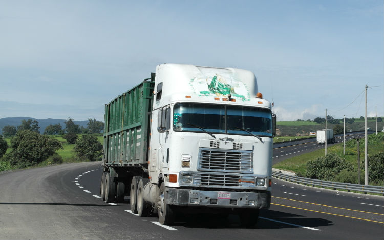 Importación de camiones usados supera 7 veces unidades chatarrizadas