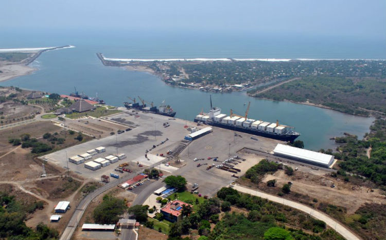 Contratos portuarios repuntan al cuarto año de EPN