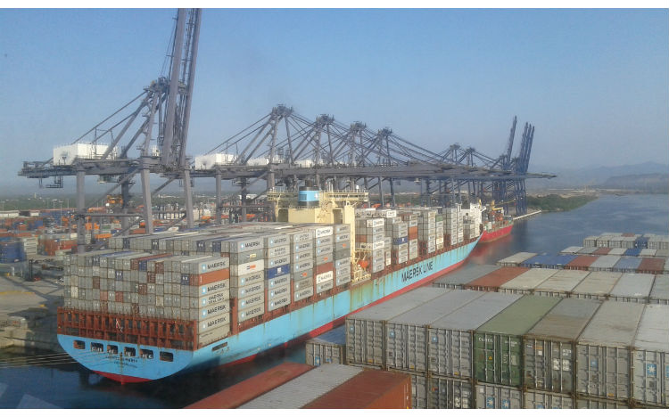 Maersk Line fija nuevas reglas para transporte de contenedores