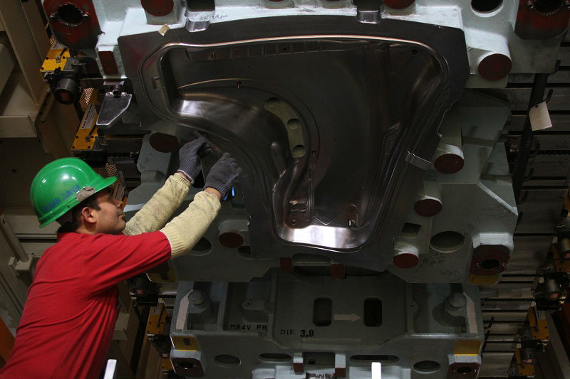 Empleo manufacturero incrementó 31.% en febrero: INEGI