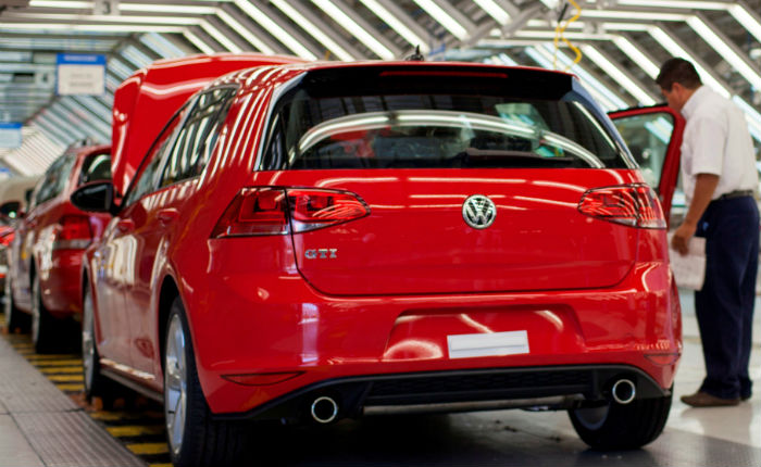 Revelan posible interés de Volkswagen en Fiat-Chrysler