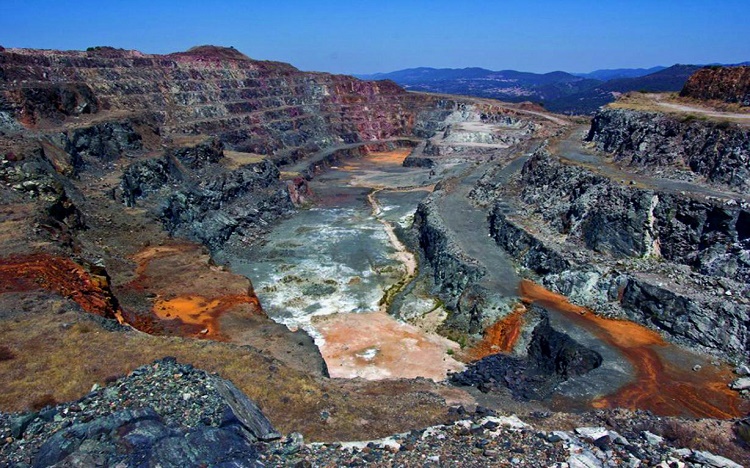 Refrenda GMéxico licitación de proyecto minero en España