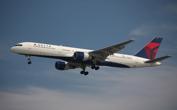 Delta Airlines celebra diez años de operaciones en Cozumel