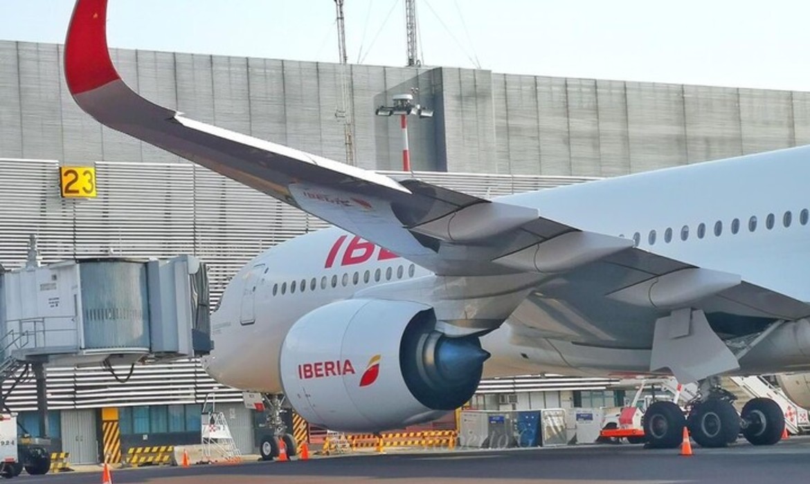 Iberia ofrece dos vuelos diarios Madrid-México