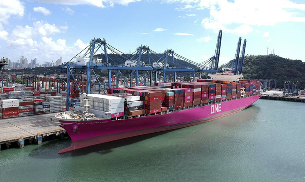 Puertos centroamericanos alcanzan récord de carga en 2021