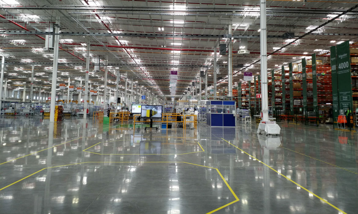 Schneider Electric asienta la industria 4.0 en México – T21