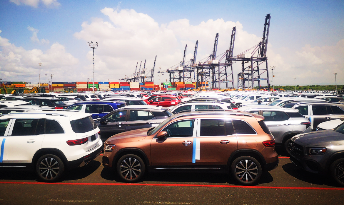 Mayor importación de automóviles chinos complica operación portuaria en México