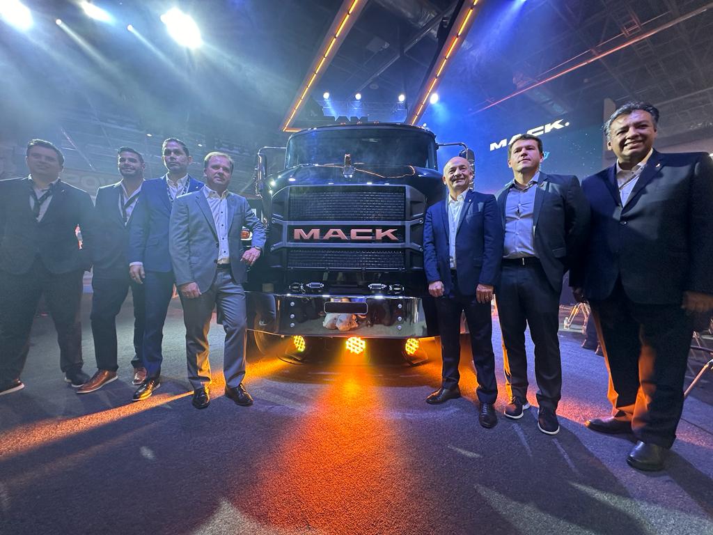 Mack presenta un camión 100% eléctrico