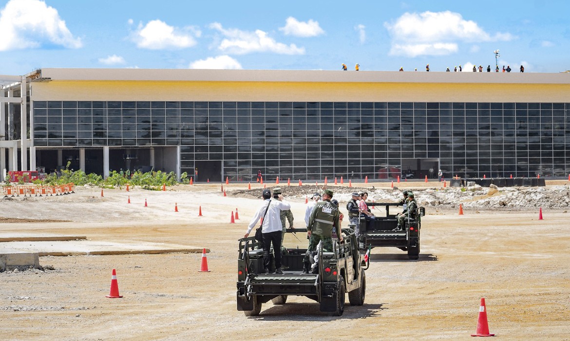Gobierno mexicano oficializa asignación del aeropuerto de Tulum a empresa militar