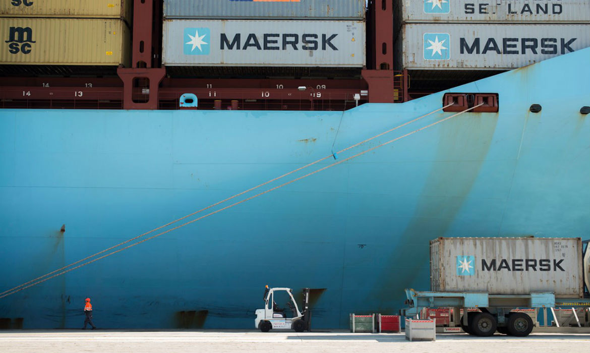 Maersk anuncia recorte de personal; estima un menor movimiento de contenedores