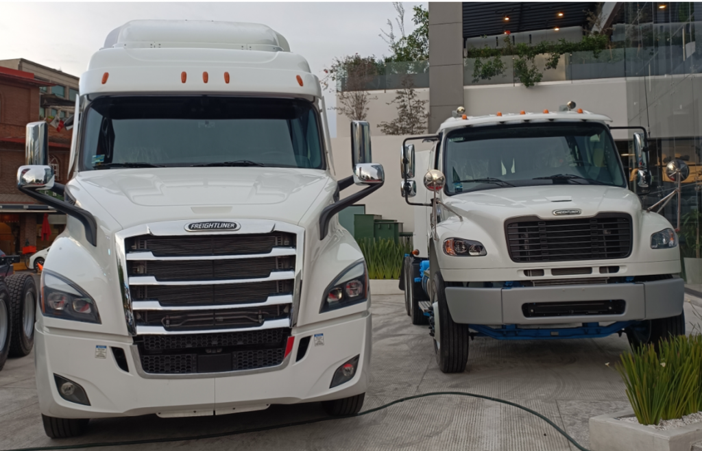 FreightLab fortalece servicio de la red de distribuidores de Daimler Truck México