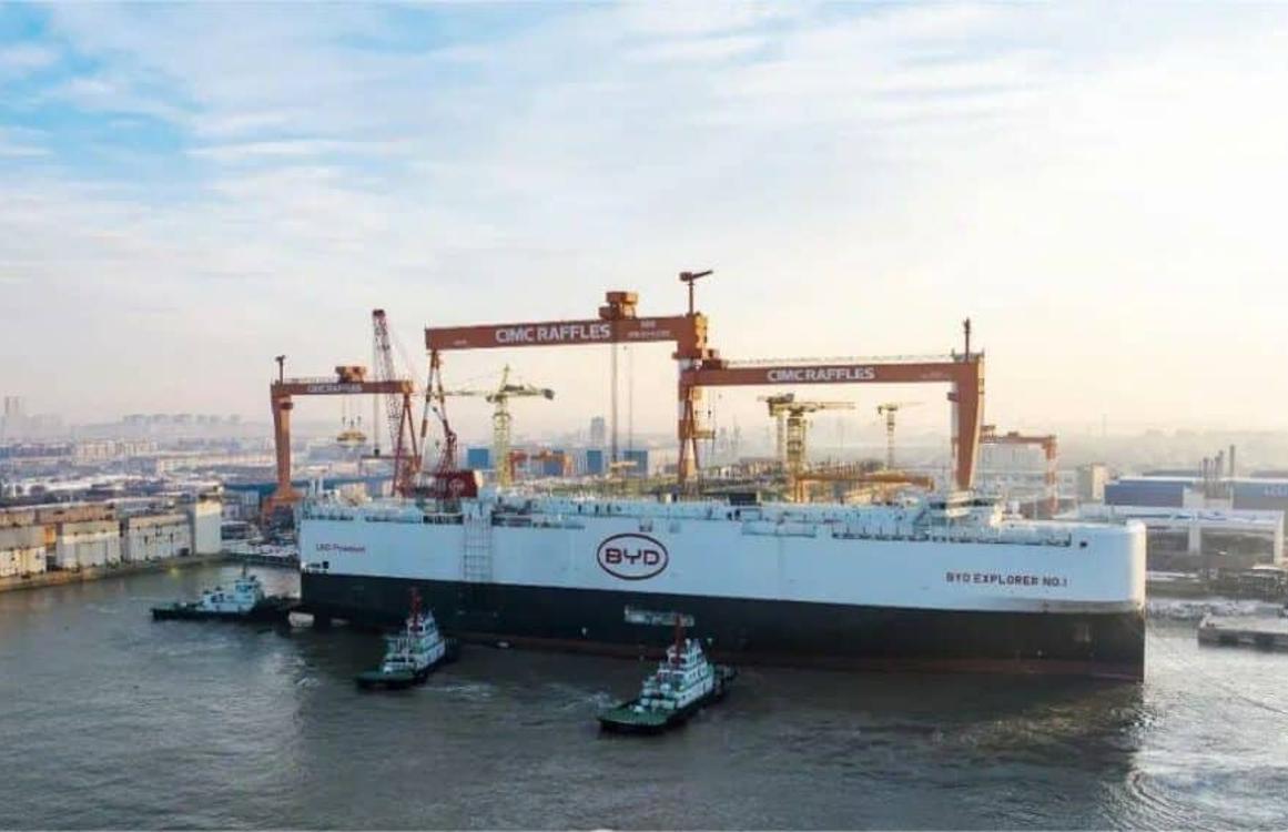 BYD recibe su primer buque de transporte de vehículos