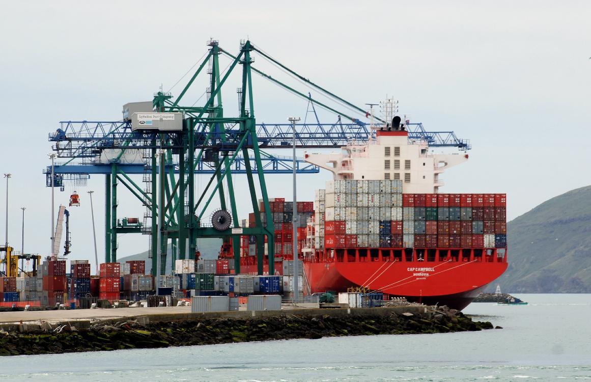 Interrupciones en Canal de Suez, Canal de Panamá y Mar Negro, desafíos sin precedentes para el comercio mundial: UNCTAD